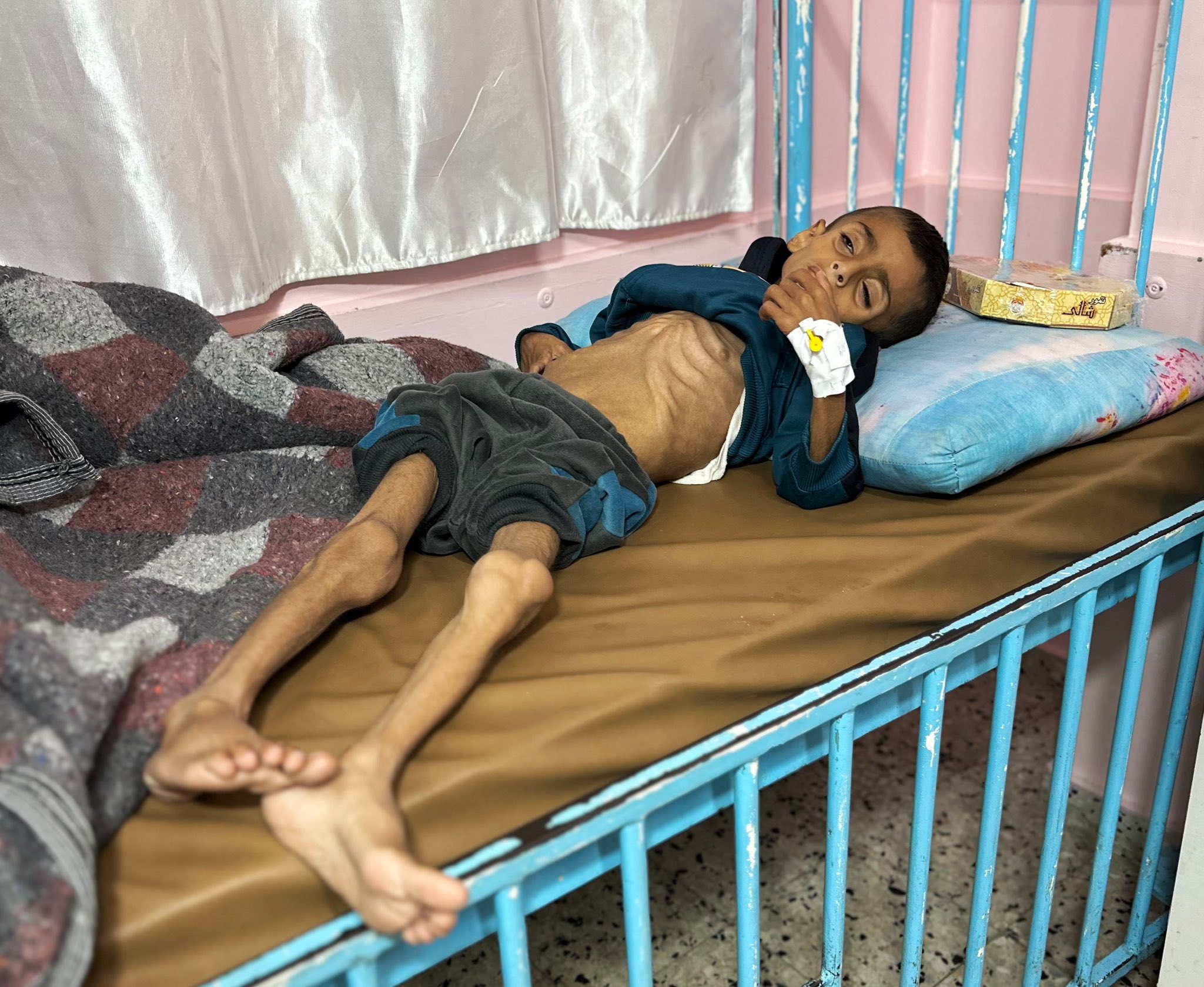 GpmTgcQXAAAEo3r.jpeg (479 KB)